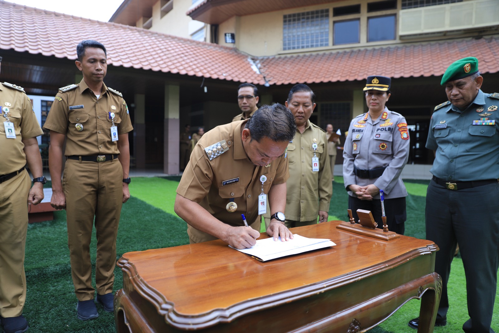 Tanda Tangani Pakta Integritas Pemkot Tangerang Pastikan Asn Netral Di