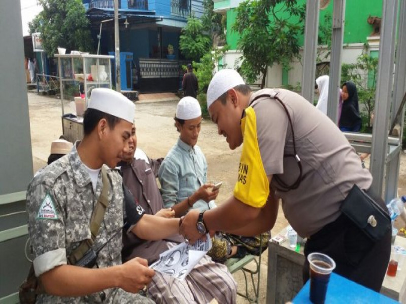 IMG-binmas-alam-jaya-polsek-jatiuwung-sambangi-santri-pondok-pesantren-daarussaadah