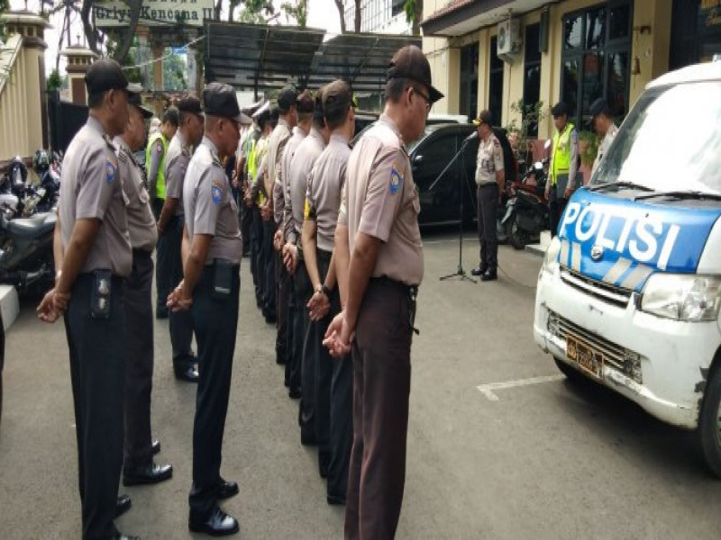 IMG-kapolsek-ciledug-memimpin-apel-dilanjutkan-dengan-serah-terima-tugas-dan-olah-raga-pagi