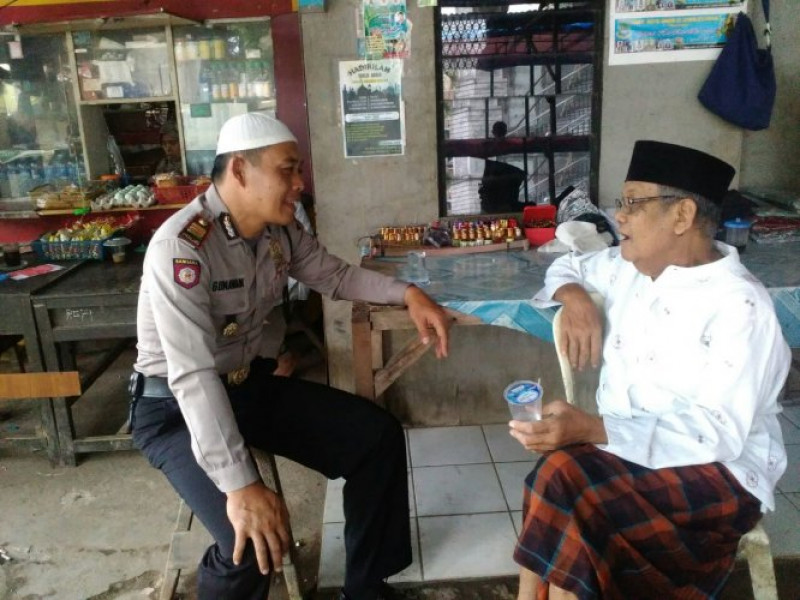IMG-wakapolsek-jatiuwung-silaturahmi-dengan-tokoh-agama-gandasari