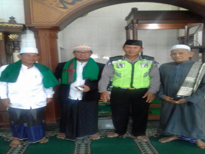 IMG-kanit-lantas-polsek-neglasari-sosialisasikan-operasi-zebra-dan-like-lantas-dalam-jumling