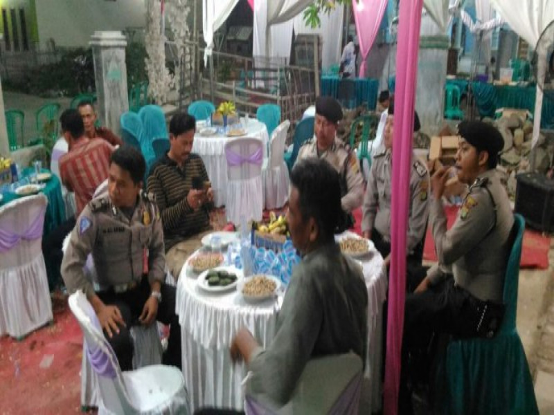 IMG-unit-patroli-aiptu-atep-bersama-briptu-aulia-antisipasi-guantibmas-di-kegiatan-hajatan-masyarakat