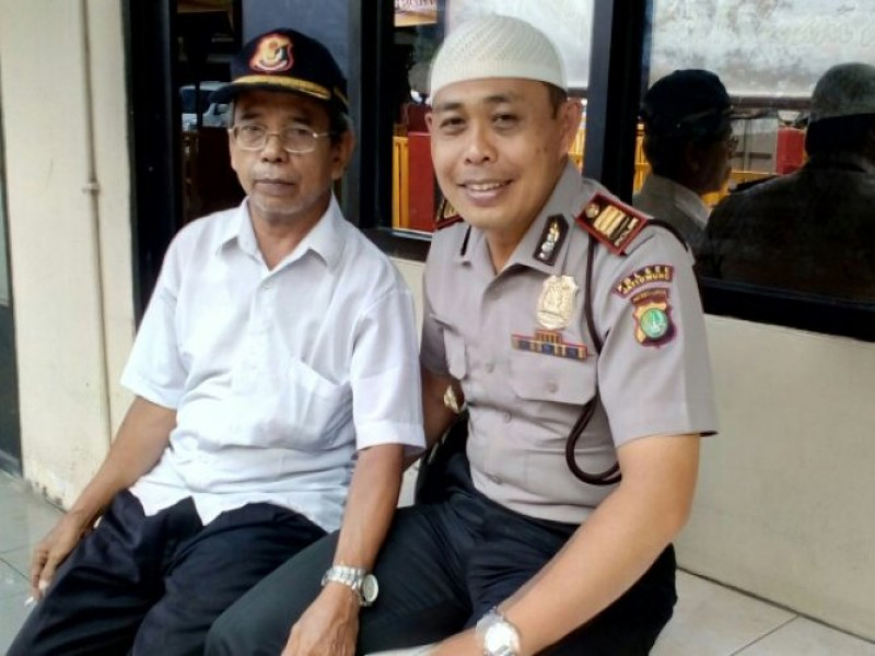 IMG-wakapolsek-jatiuwung-silaturahmi-dengan-h-udin-safrudin-toga-tomas-uwung-jaya