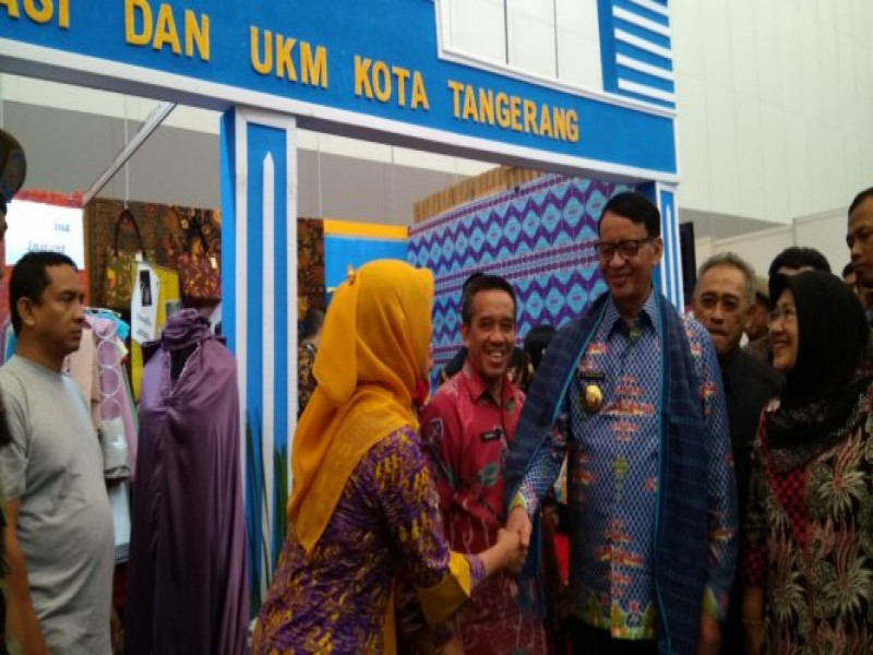 IMG-pemkot-tangerang-pajang-primadona-batik-khas-kota-tangerang-di-banten-expo-2017