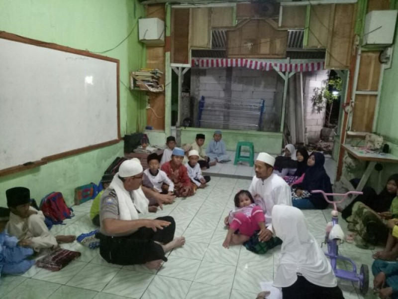 IMG-sambang-ustadz-abdul-rohim-aiptu-yosef-k-berikan-himbauan-ini-untuk-menjaga-keamanan-supaya-tetap-kondusif