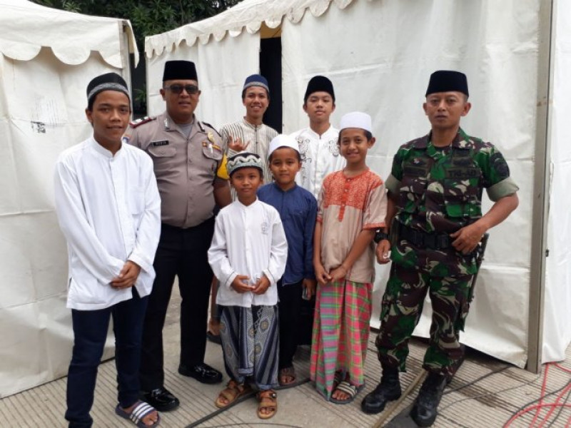 IMG-aiptu-dedih-kunjungi-majelis-al-muhajirin-himbau-pemuda-untuk-saling-menghormati-terhadap-sesama-pemeluk-agama