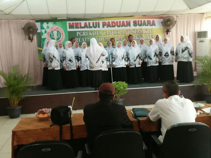 IMG-pemberdayaan-perempuan-pgri-gelar-lomba-padus