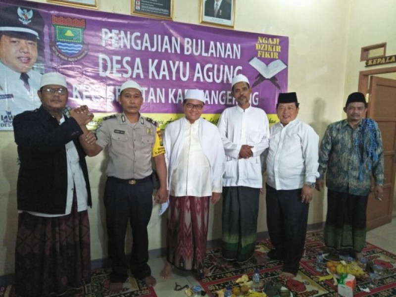 IMG-bhabinkamtibmas-polsek-sepatan-aiptu-khairul-saleh-aktif-mengikuti-pengajian-bulanan-di-desa-kayu-agung