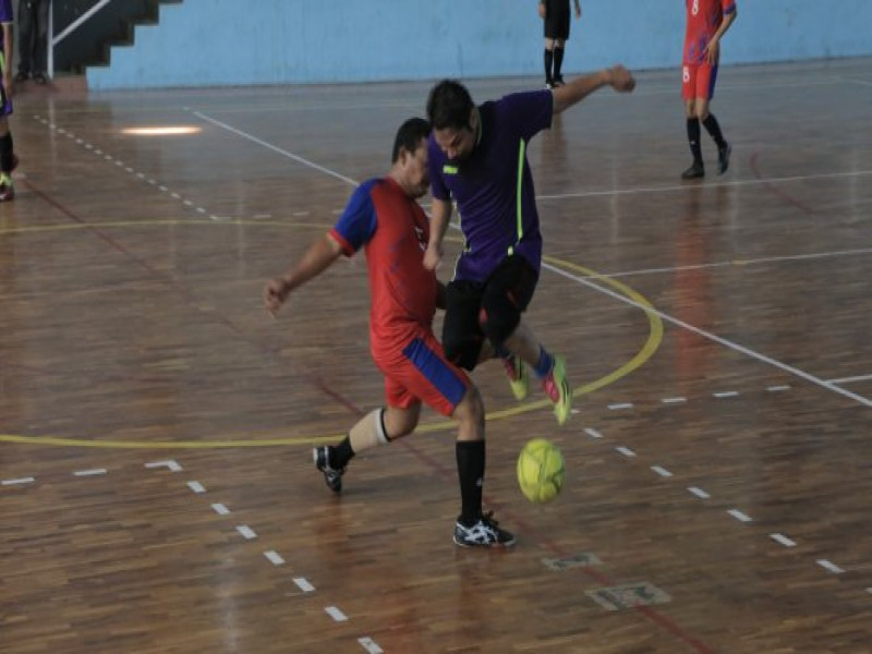 IMG-dinas-pupr-kembali-rebut-juara-futsal-hut-korpri-ke-46