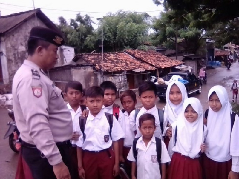 IMG-unit-patroli-aiptu-atep-laksanakan-polkiss-sdn-keramat-kec-pakuhaji