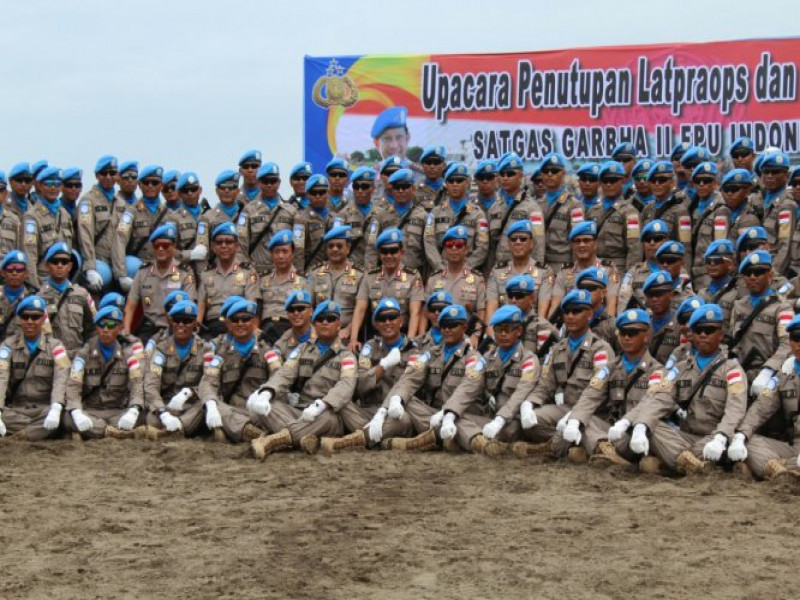 IMG-upacara-penutupan-latpraops-dan-pembaretan-satgas-garbha-ll-fpu10-pemelihara-perdamaian