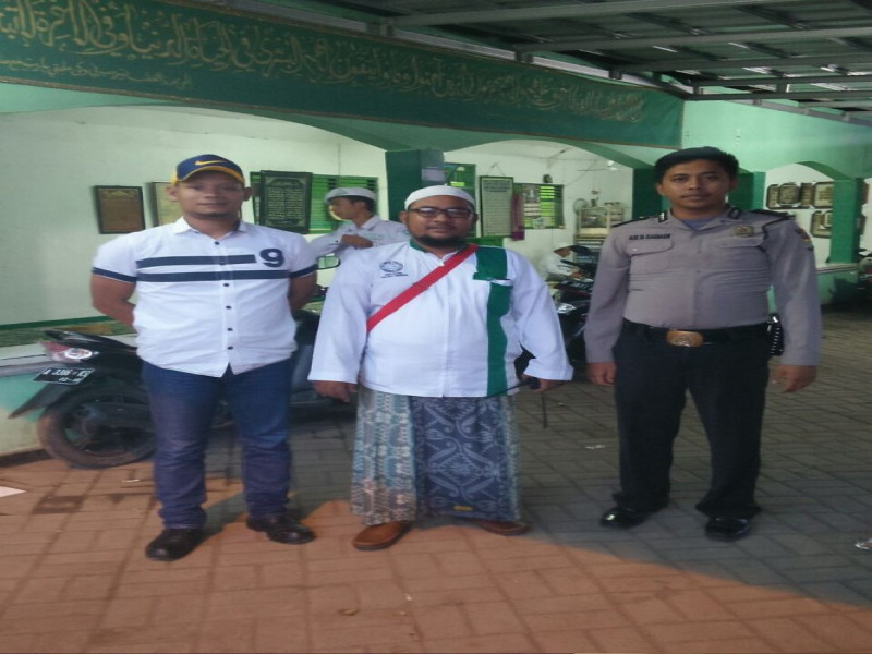 IMG-pesonil-patroli-polsek-pakuhaji-briptu-aulia-mengantisipasi-dan-mengamankan-rombongan-anggota-fpi