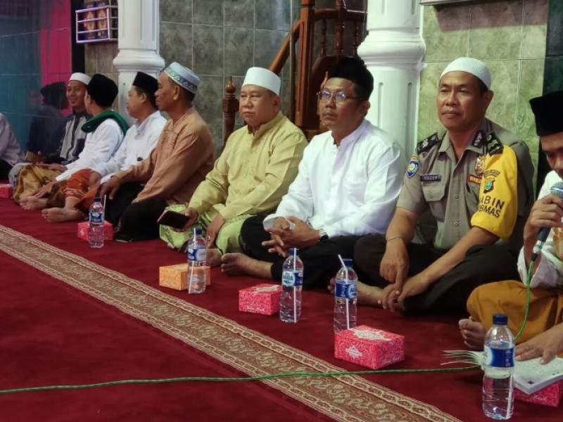 IMG-aiptu-cecep-hadiri-perayaan-maulid-nabi-muhammad-saw-di-masjid-jami-nurul-falah-periuk-jaya