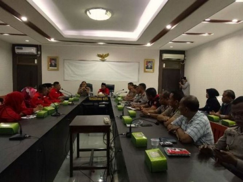 IMG-kapolrestro-tangerang-menerima-kunker-dpc-pdip-kota-tangerang