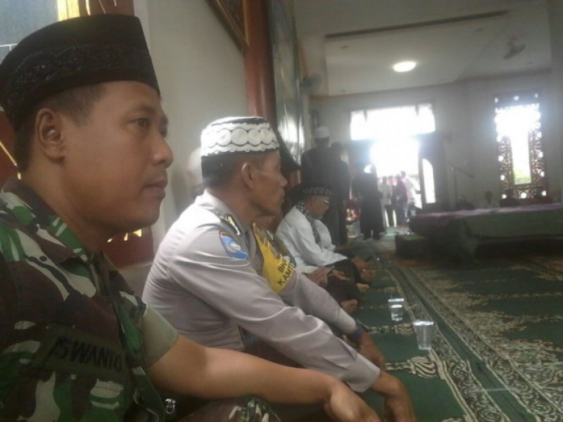 IMG-3-pilar-sangiang-jaya-hadiri-perayaan-maulid-nabi-muhammad-saw-di-masjid-al-hidayah