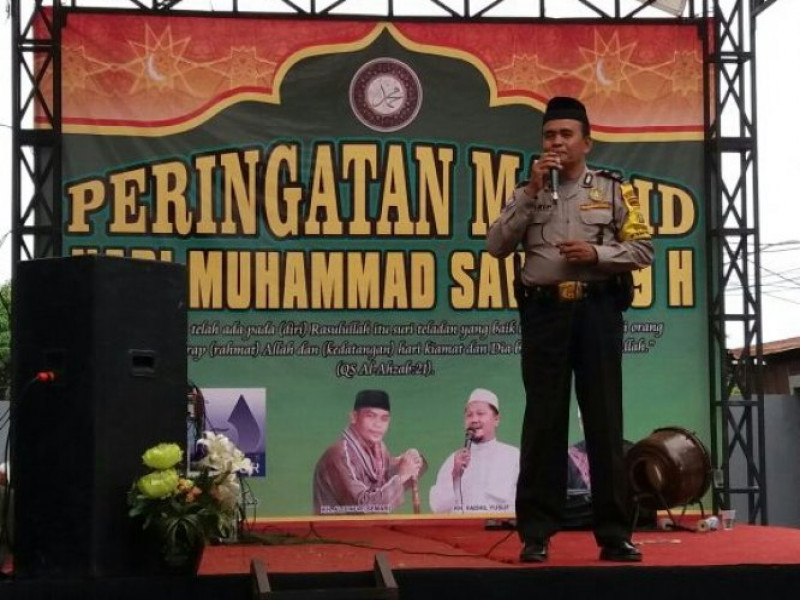 IMG-bhabinkamtibmas-polsek-benda-kelurahan-benda-aiptu-sakip-hadiri-acara-maulid-nabi-muhammad-saw