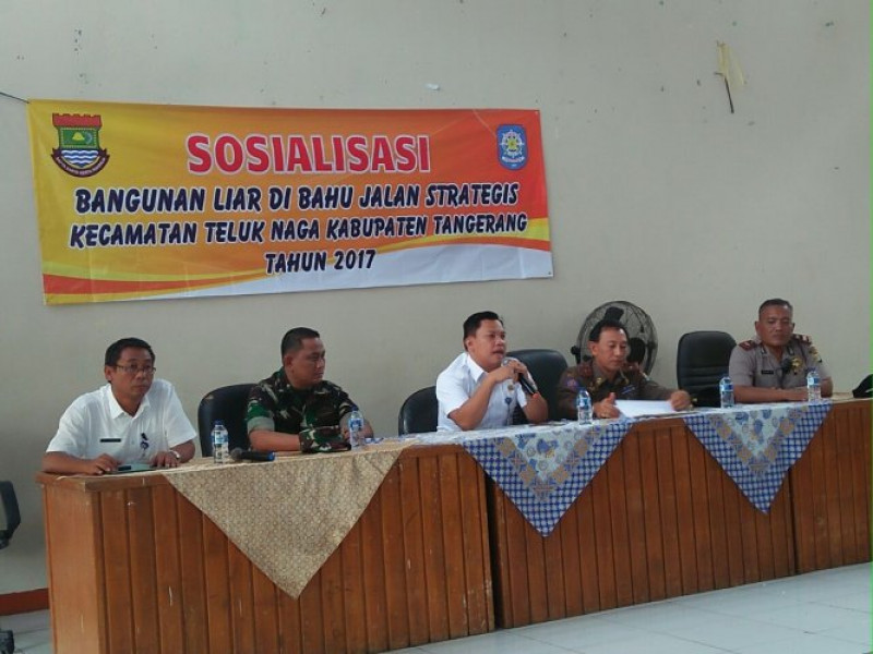 IMG-wakapolsek-teluknaga-hadiri-sosialisasi-bangunan-liar-di-bahu-jalan-kec-teluknaga