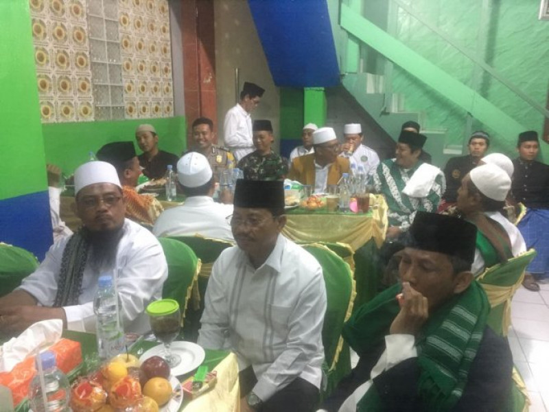 IMG-bhabinkamtibmas-polsek-benda-kelurahan-jurumudi-baru-hadiri-peringatan-maulid-nabi-muhammad-saw