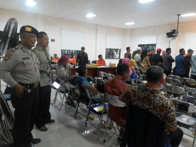 IMG-aiptu-wawang-bersama-aiptu-lukas-hadiri-pelantikan-ppdp-di-aula-kec-jatiuwung