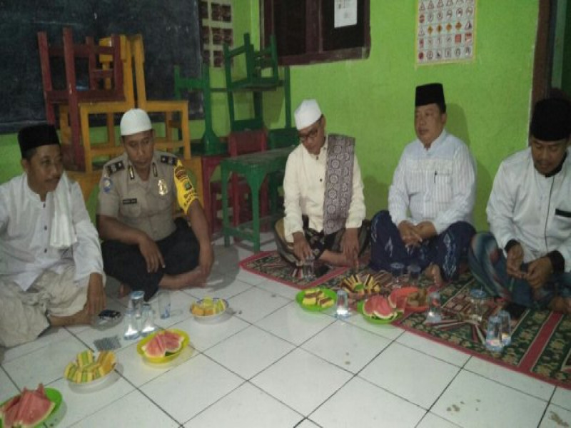 IMG-bhabinkamtibmas-polsek-sepatan-menghadiri-acara-maulid-nabi-muhamad-saw