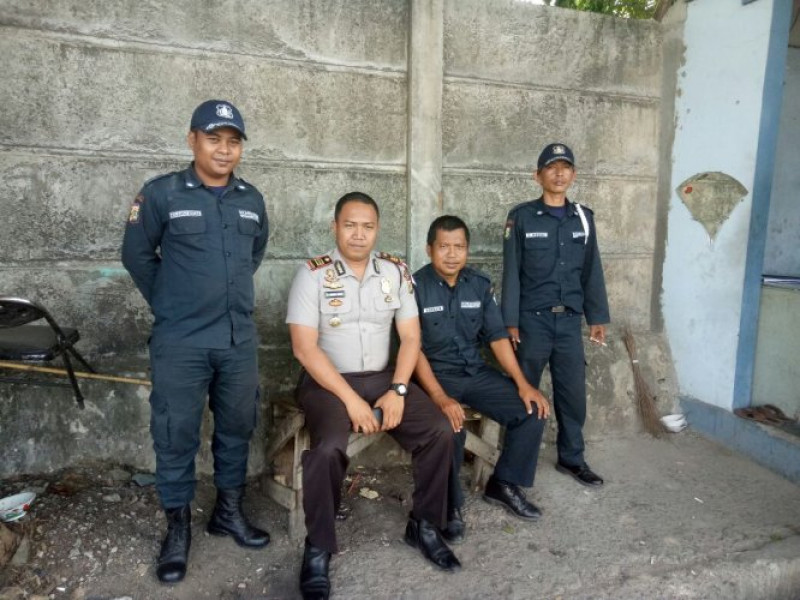 IMG-kapolsek-teluknaga-himbau-kepada-security-agar-meningkatkan-keamanan-di-pergudangan