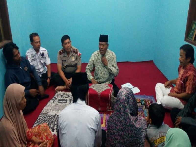 IMG-polsek-cipondoh-fasilitasi-tahanan-yang-melangsungkan-akad-nikah