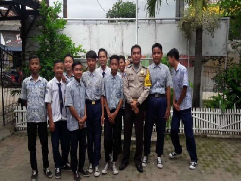 IMG-polkiss-brig-arqi-di-smpn-2-jalin-silaturrahmi