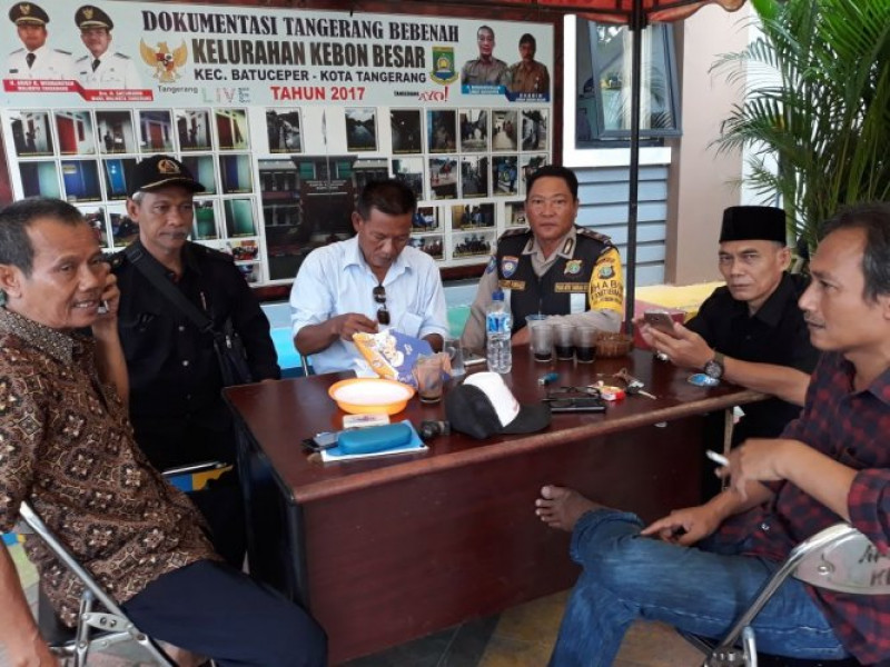 IMG-kegiatan-sambang-dialogis-bhabinkamtibmas-aiptu-spurwadi-dengan-tokoh-agama-kelurahan-kebon-besar