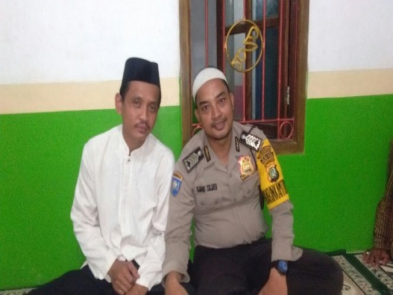 IMG-laksanakan-polsantren-dimajlis-talim-himbau-agar-tidak-percaya-dengan-berita-hoax-dimedsos