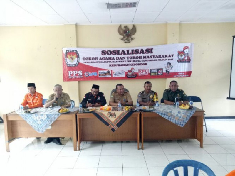 IMG-bhabinkamtibmas-polsek-cipondoh-bersama-babinsa-hadiri-sosialisasi-pilkada-kota-tangerang