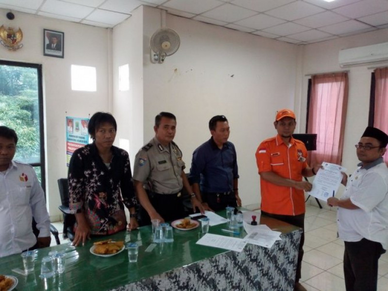 IMG-bhabinkamtibmas-polsek-benda-kelurahan-benda-hadiri-rapat-pleno-pilkada