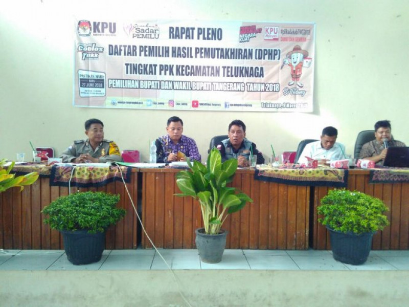 IMG-bhabinkamtibmas-bripka-suhendra-hadiri-rapat-pleno-daftar-pemilih-hasil-pemutakhiran-data-tingkat-ppk-di-kec-teluknaga