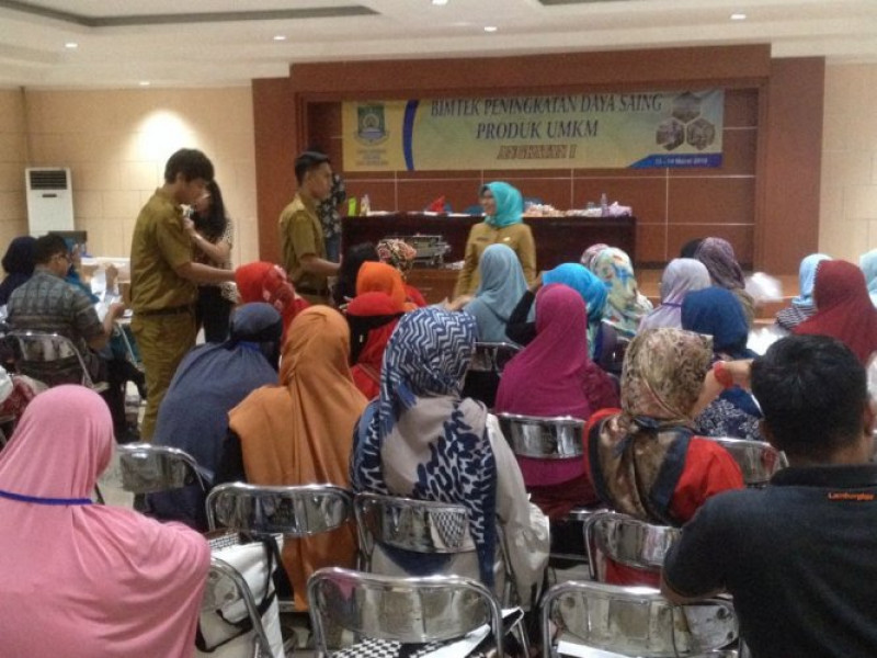 IMG-tingkatkan-daya-saing-pelaku-ukm-ikuti-bimtek