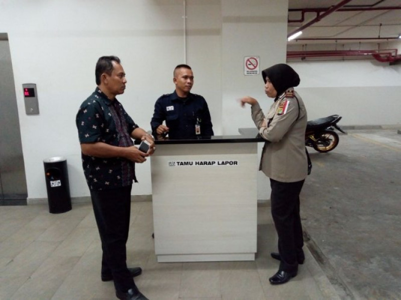 IMG-kanit-binmas-dan-kanit-intelkam-polsek-benda-sambang-bersama-ke-kantor-security-cbc