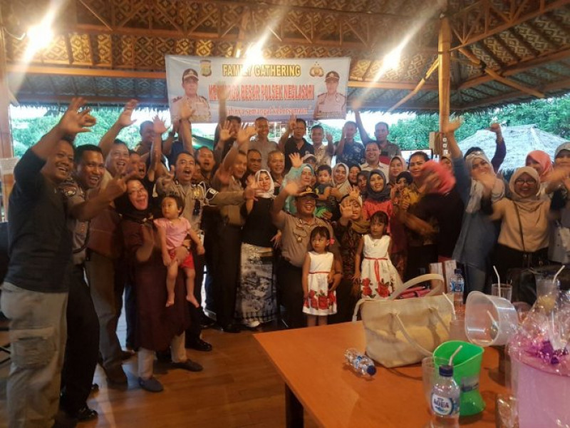 IMG-family-gathering-polsek-neglasari-tingkatkan-kebersamaan-dan-keharmonisan