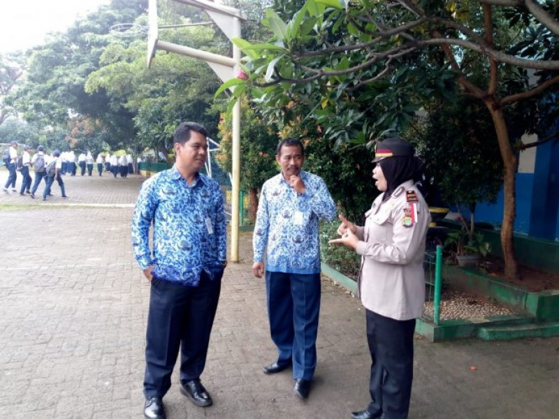 IMG-jalin-kemitraan-kanit-binmas-polsek-benda-sambang-guru-smp-negeri-21