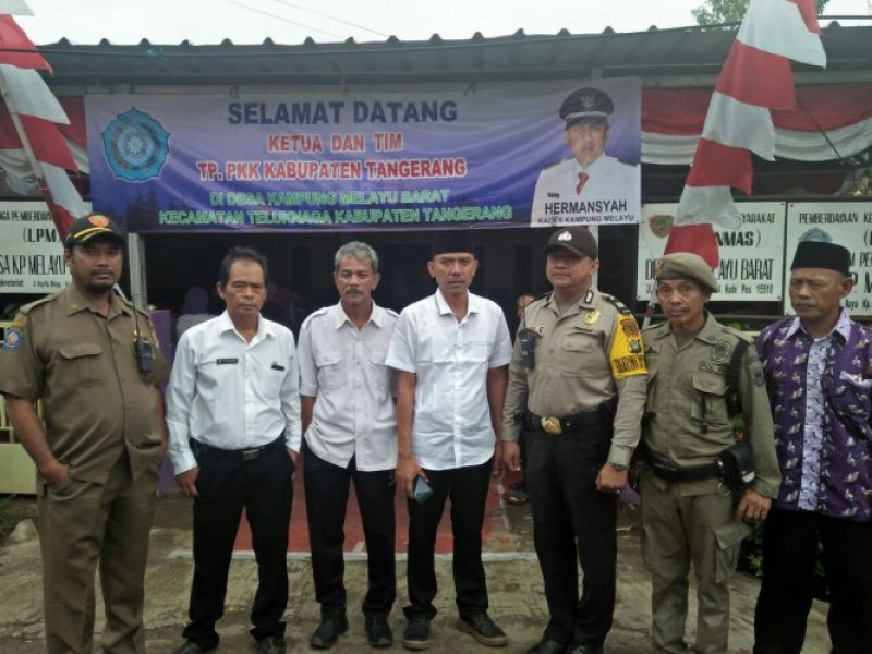 IMG-bhabinkamtibmas-ds-kampung-melayu-barat-pam-kunjungan-team-penggerak-pkk-kab-tangerang