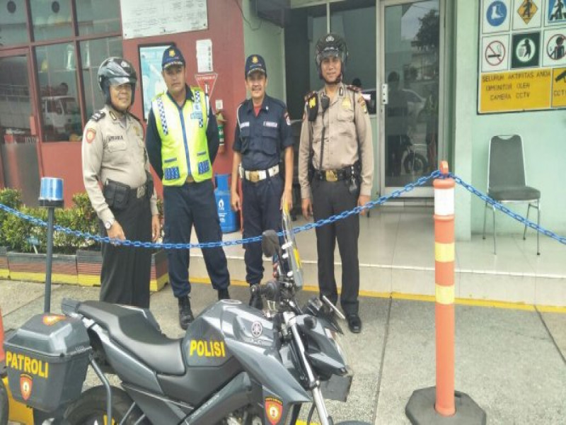 IMG-anggota-sabhara-berpatroli-motor-lingkar-putar-wilayah-batu-ceper-kunjungi-pt-indofood