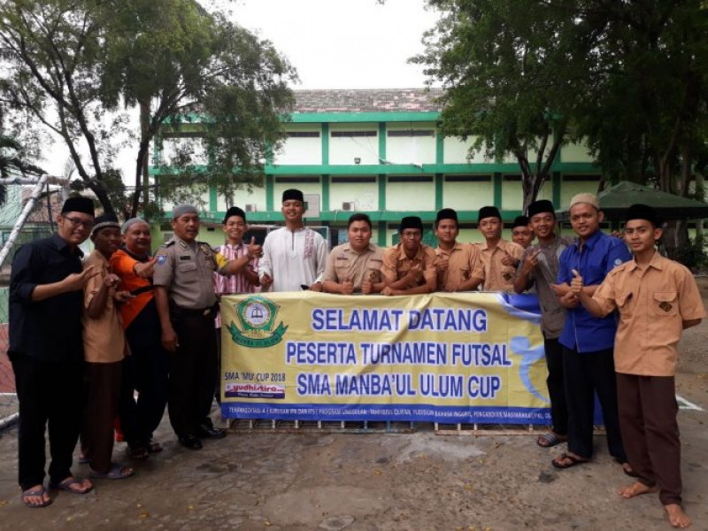 IMG-bhabinkamtibmas-aiptu-suharno-hadiri-turnamen-futsal-tingkat-sltp-di-pondok-pesantren-assidiqiyah-2-batu-ceper