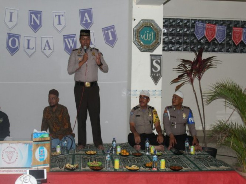 IMG-kapolsek-teluknaga-hadiri-milad-majlis-rasullah-cinta-sholawat-himbau-untuk-tidak-percaya-dengan-berita-hoax