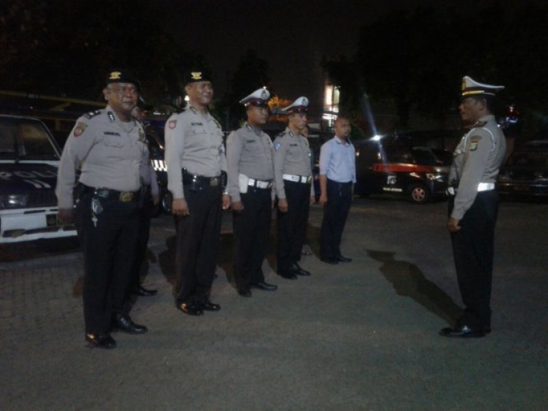 IMG-kanit-lantas-polsek-jatiuwung-pimpin-patroli-cipkon-dan-razia-di-lokasi-rawan-kejahatan-3c