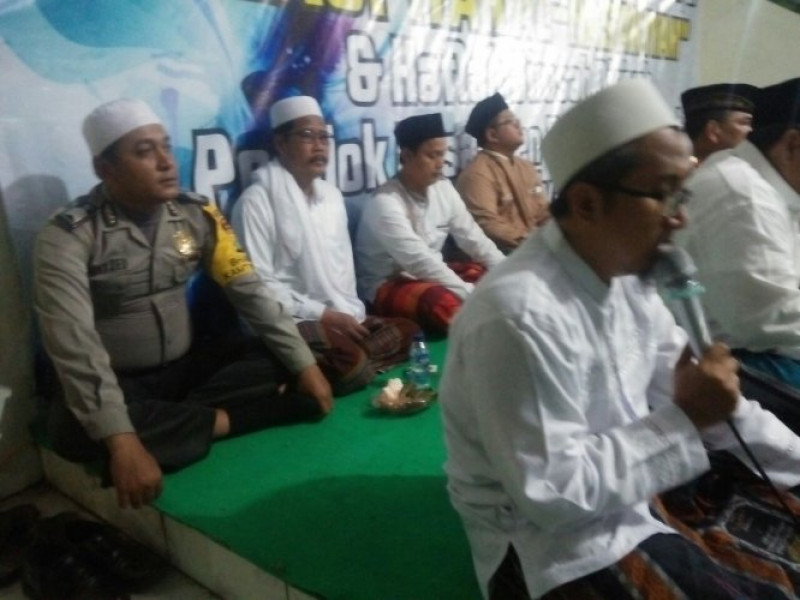 IMG-bripka-deny-hadiri-haul-ke-11-kh-zarkasih-hasan-diponpes-al-hasaniyah