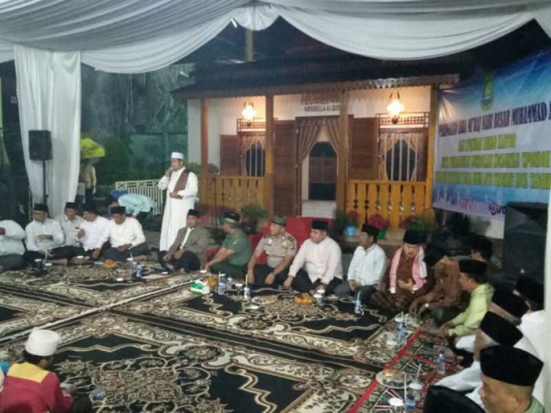 IMG-bersama-3-pilar-kapolsek-cipondoh-hadiri-isro-miraj