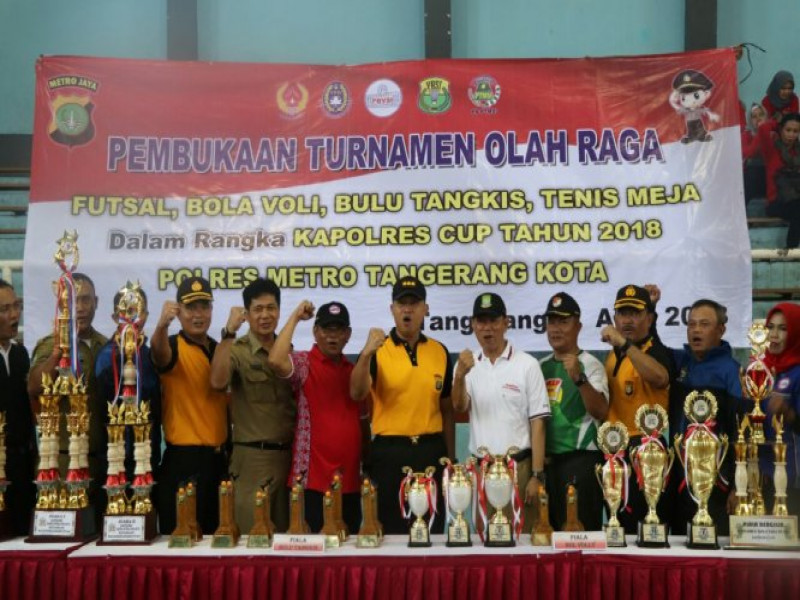 IMG-kapolrestro-tangerang-kota-buka-turnamen-kapolres-cup-2018