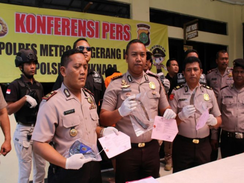 IMG-polsek-teluknaga-laksanakan-konferensi-pers-kekerasan-anak-dibawah-umur-serta-perencanaan-percobaan-pembunuhan