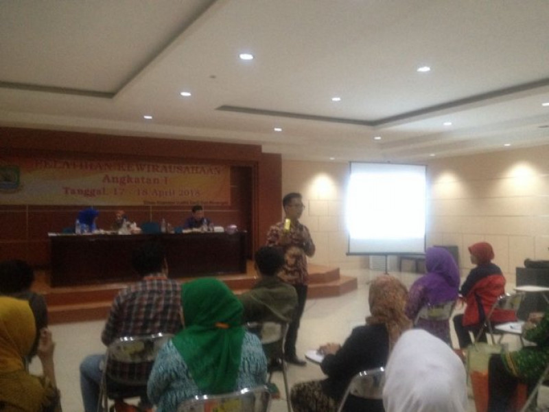 IMG-wirausaha-pemula-di-kota-tangerang-ikuti-program-success-story