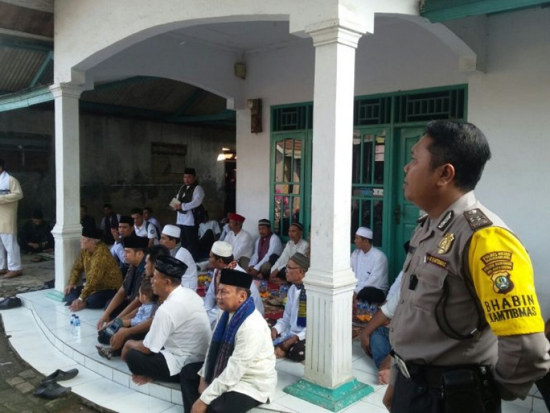 IMG-giat-polsantren-polisi-bertemu-dengan-tokoh-agama-dan-tokoh-masyarakat-di-batu-ceper