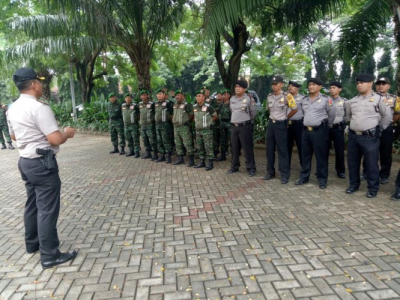 IMG-polsek-cipondoh-gelar-apel-persiapan-kunjungan-sby-ke-tangerang