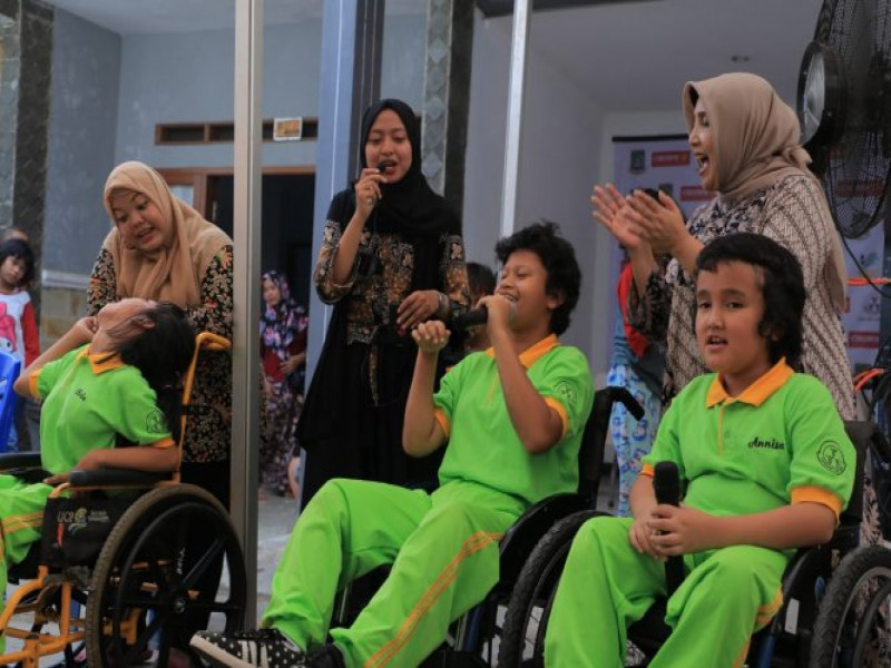 IMG-yayasan-sayap-ibu-hadir-untuk-penyandang-disabilitas-di-kota-tangerang