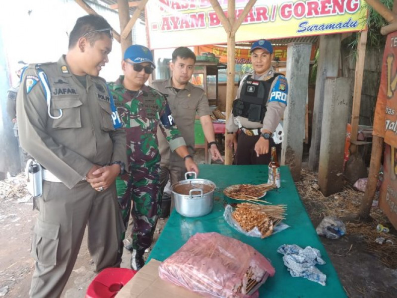 IMG-satpol-pp-kota-tangerang-razia-warung-makan